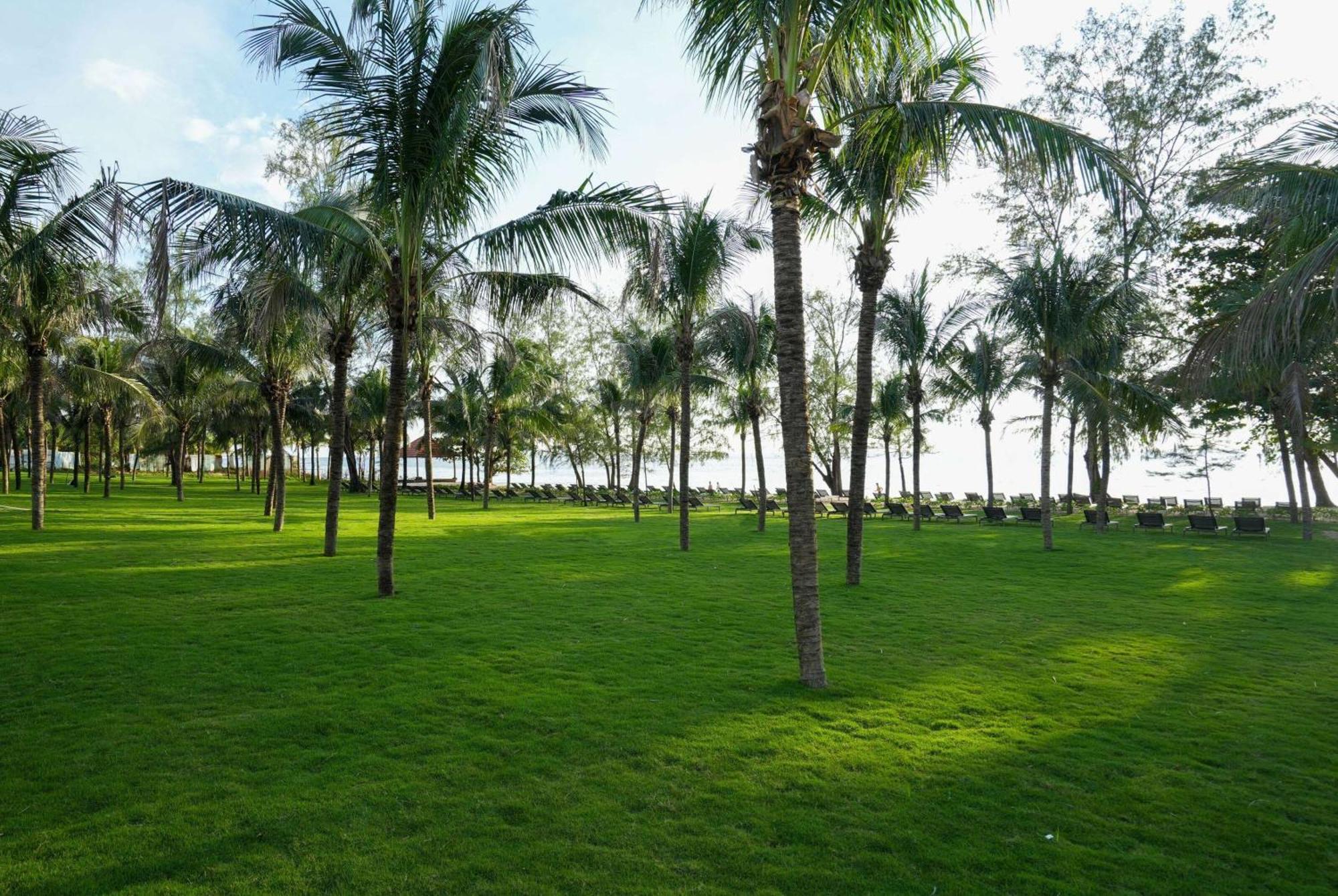 Hotel Wyndham Garden Grandworld Phu Quoc Exterior foto